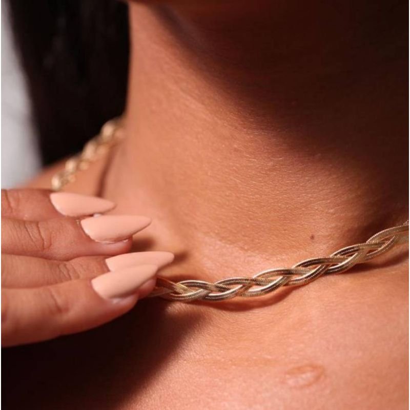 COLAR CHOKER TRANÇADA