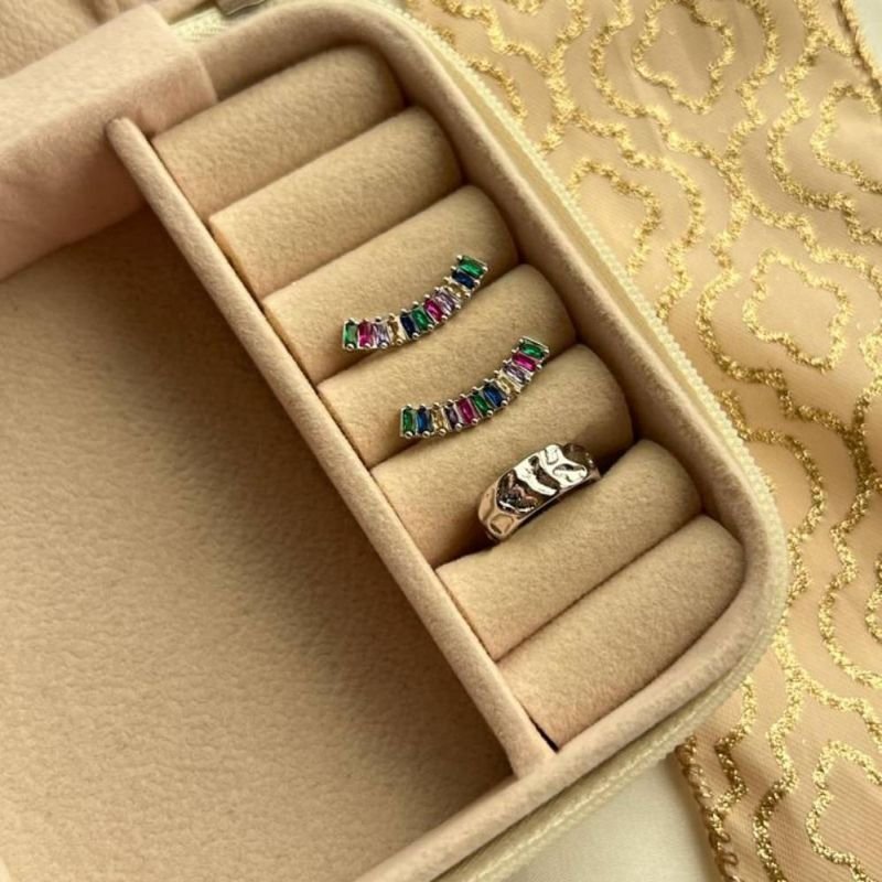 BRINCO EAR CUFF COLORIDO