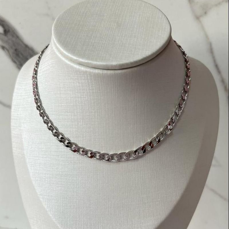COLAR CHOKER GRUMET GROSSA