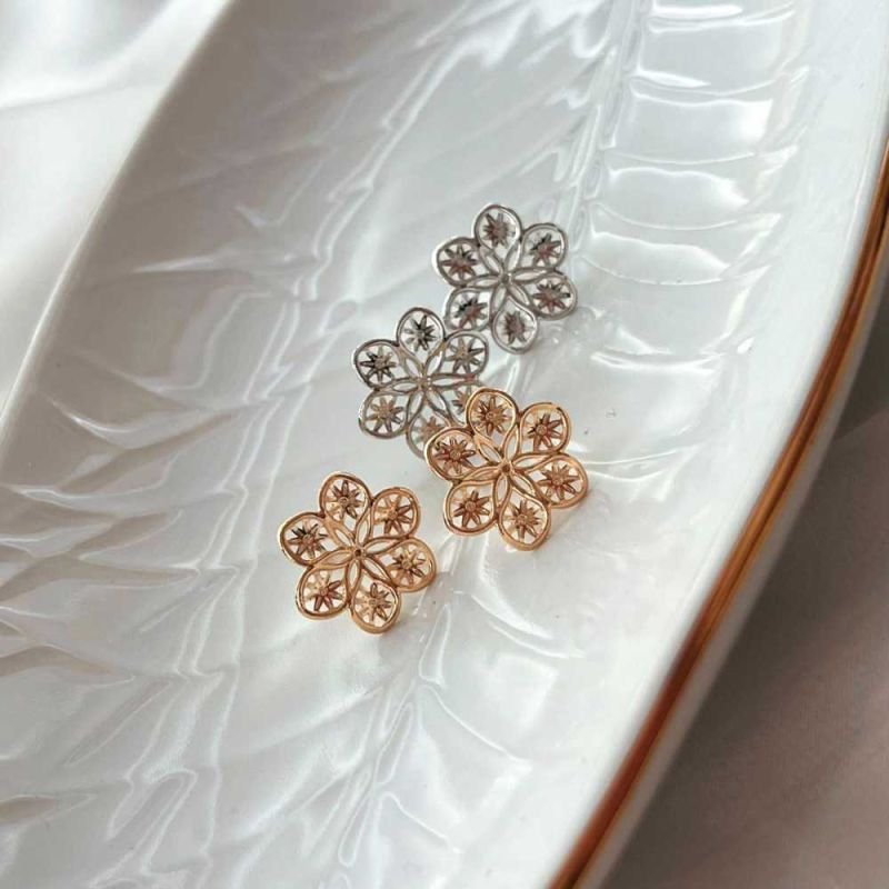 BRINCO FLOR TEXTURIZADA