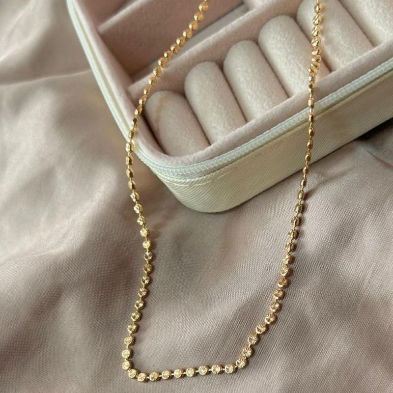 COLAR CHOKER BOLINHA CHAPADA