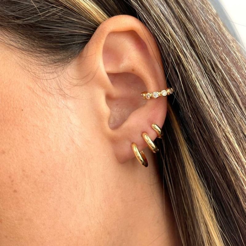 PIERCING COM 8 ZIRCÔNIAS