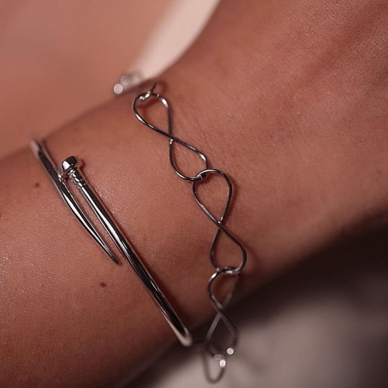 PULSEIRA DE INFINITOS LISA