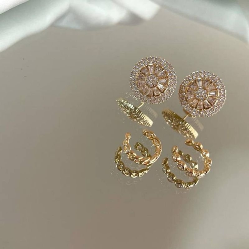 PIERCING COM 8 ZIRCÔNIAS