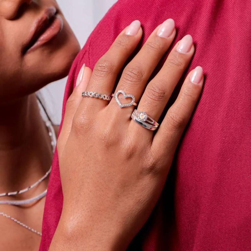 ANEL CORAÇÕES PRATA