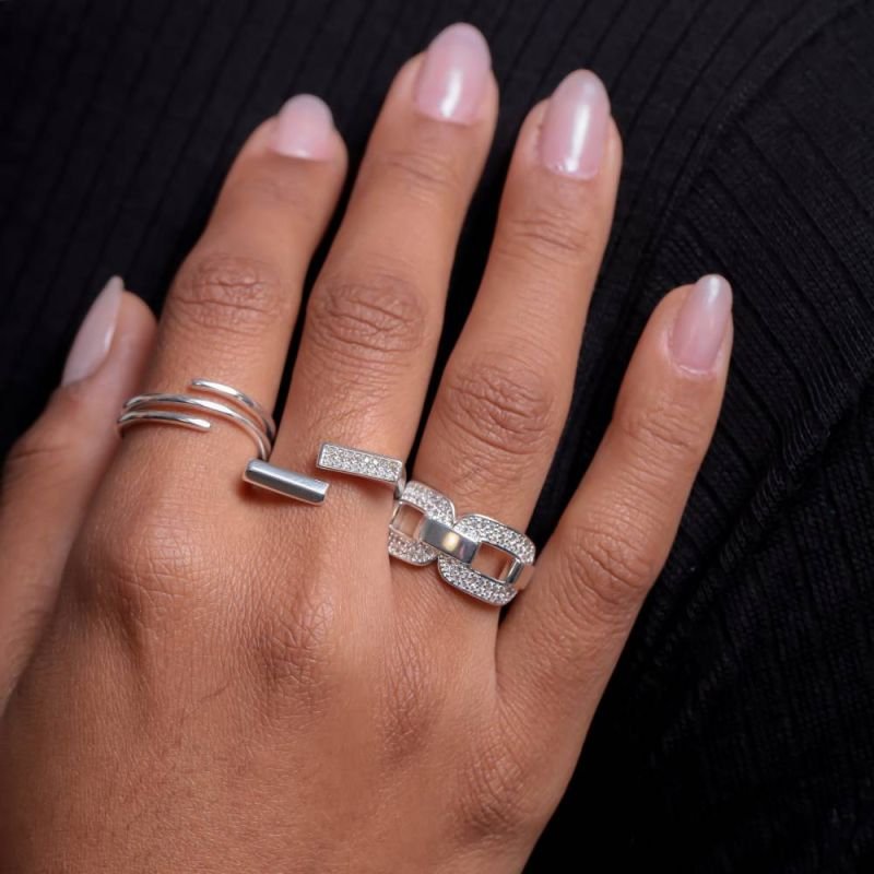 ANEL CRAVEJADO PRATA