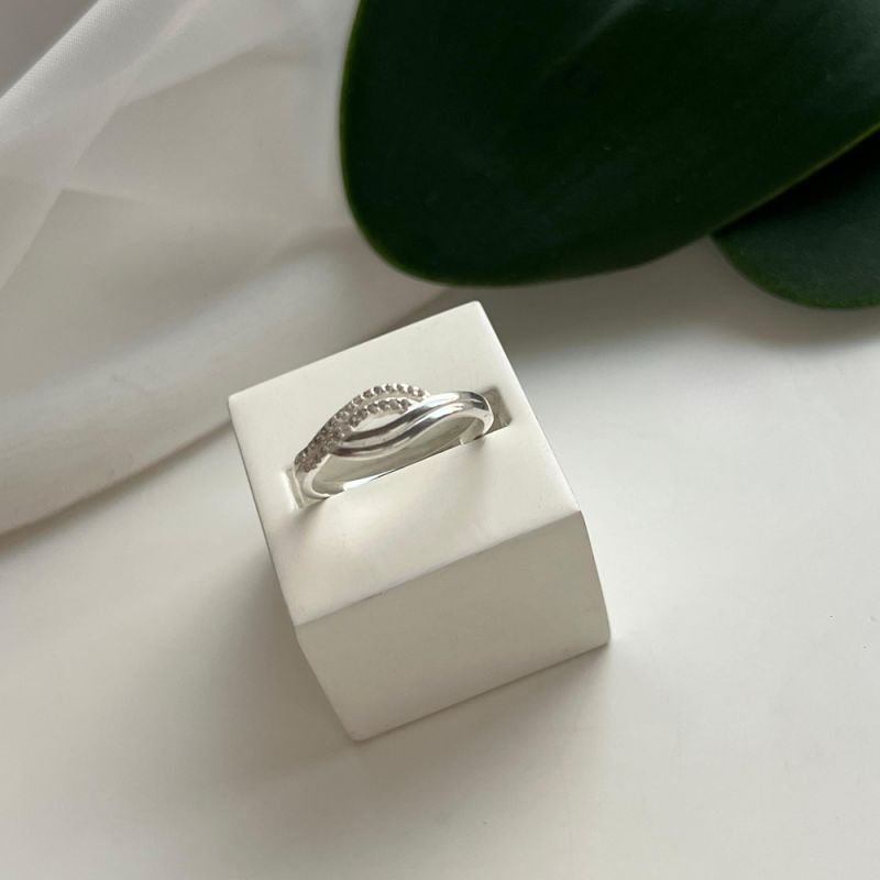 ANEL ONDA CREVEJADO PRATA