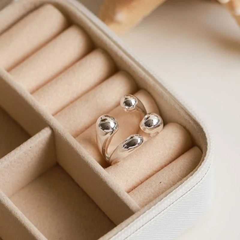 ANEL ORGÂNICO PRATA