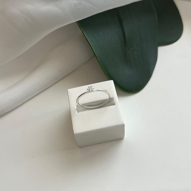 ANEL SOLITÁRIO FINO PRATA