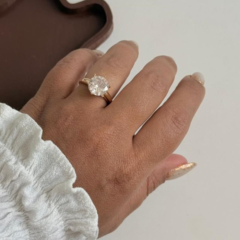 ANEL SOLITÁRIO VIRGÍNIA G