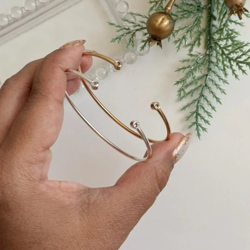 BRACELETE C/PONTO DE LUZ