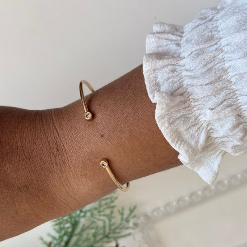 BRACELETE C/PONTO DE LUZ