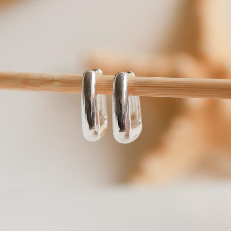 BRINCO ARG.QUADRADA P PRATA