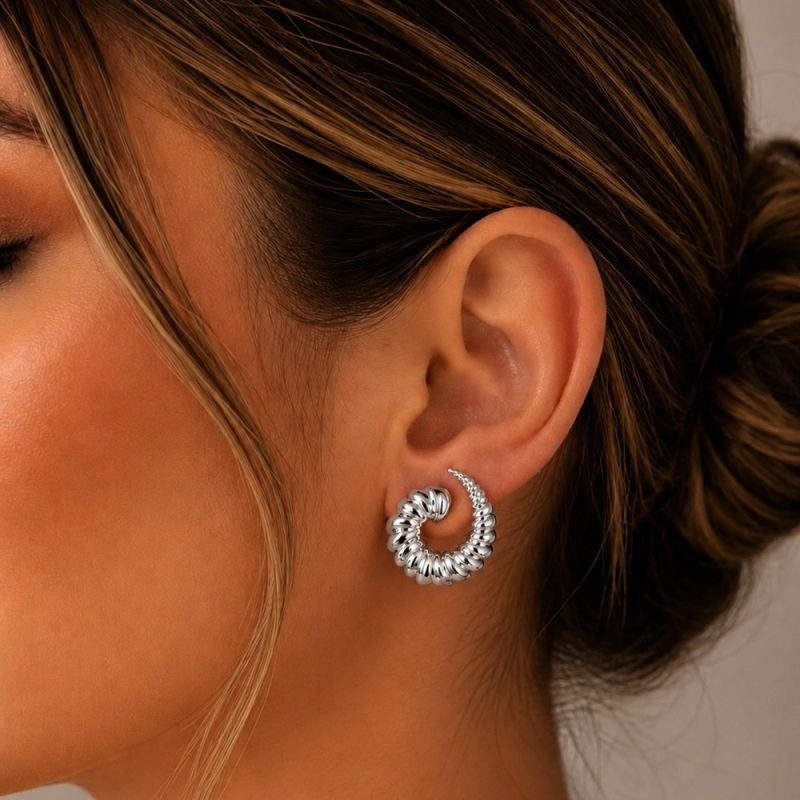 BRINCO CARACOL TEXTURADO PRATA