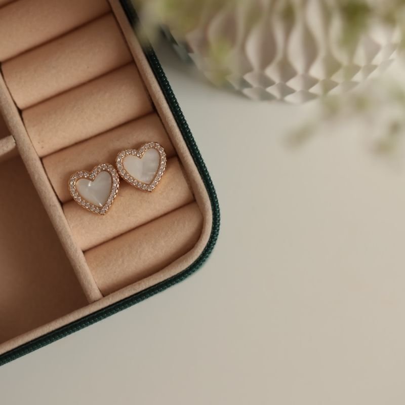 BRINCO CORAÇÃO MADREPÉROLA