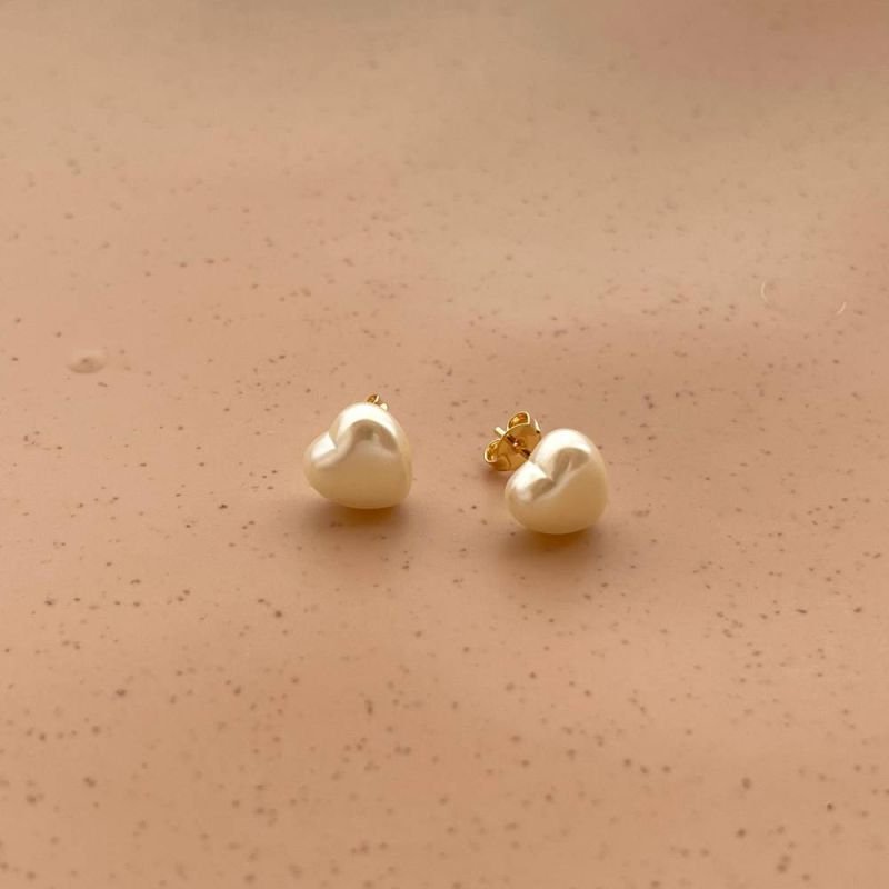 BRINCO CORAÇÃO PÉROLA - OURO 18K - 22