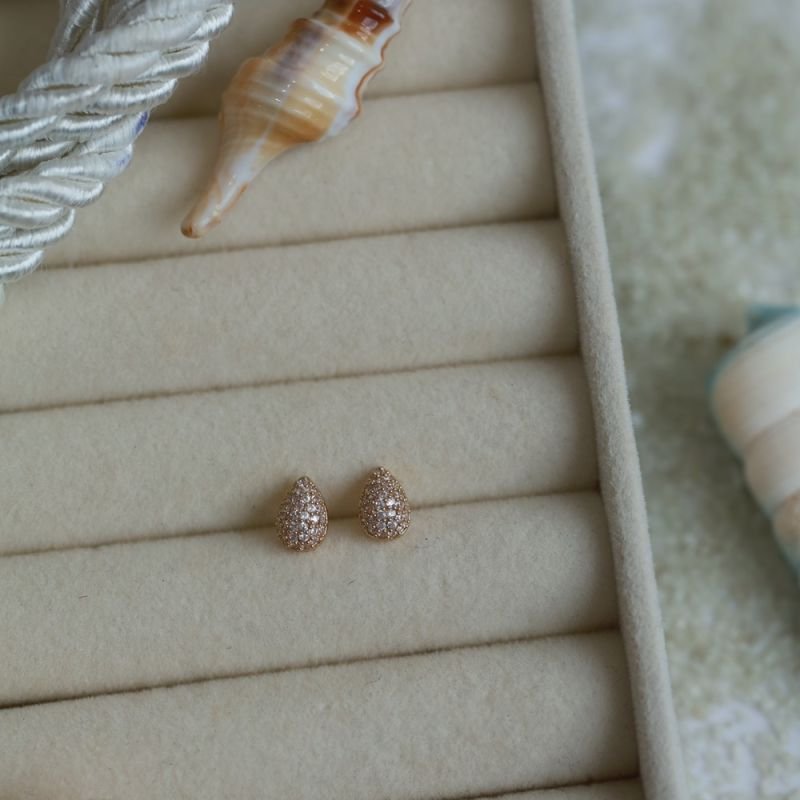 BRINCO GOTA CRAVEJADA G