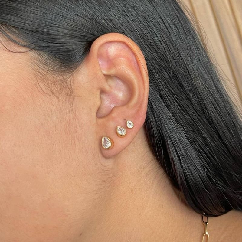 BRINCO GOTA DE LUZ M - OURO 18K - 17