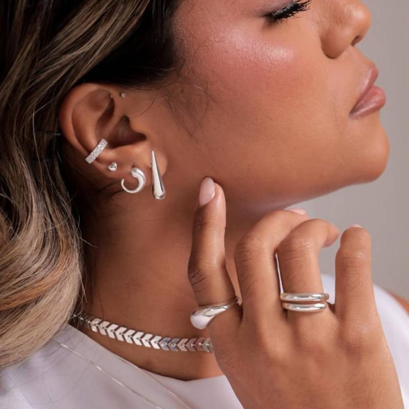 BRINCO MEIA VOLTA PRATA