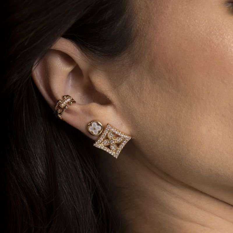 BRINCO MINI TREVO MADREPÉROLA