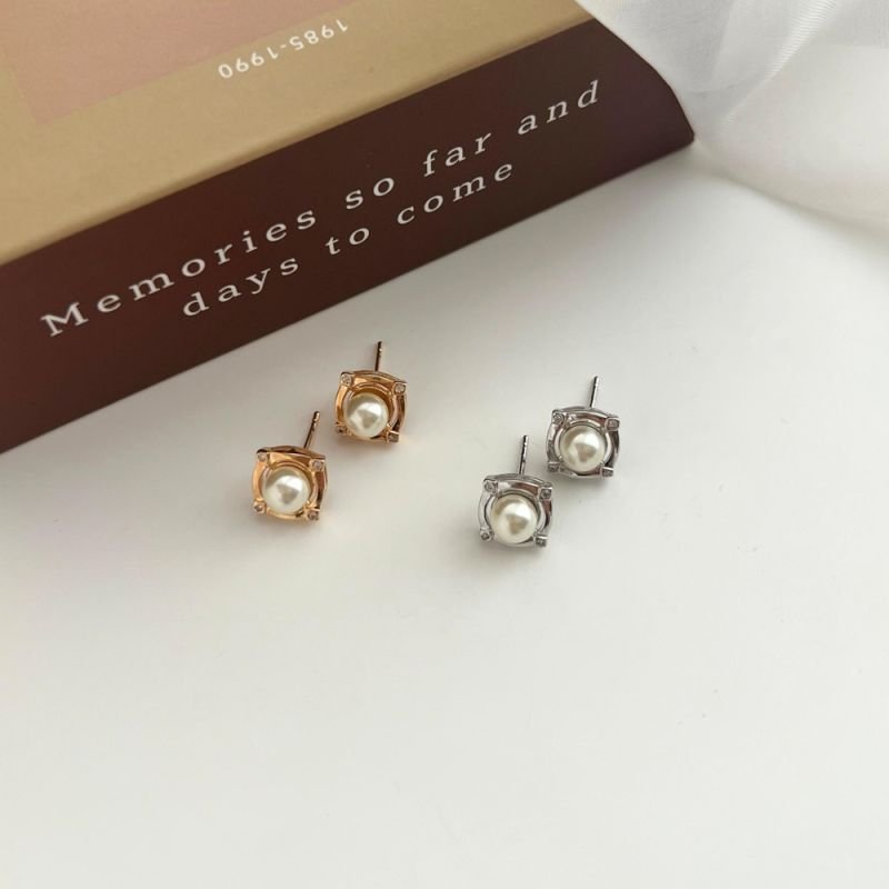 BRINCO QUADRADO PÉROLA