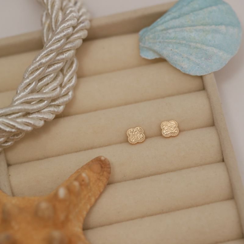 BRINCO TREVO DIAMANTADO