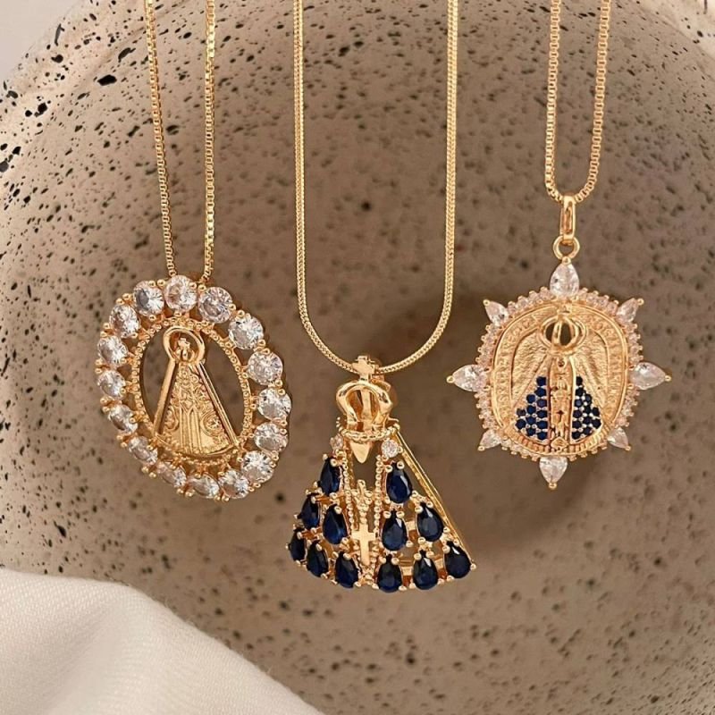 COLAR APARECIDA ZIRCÔNIAS GOTA