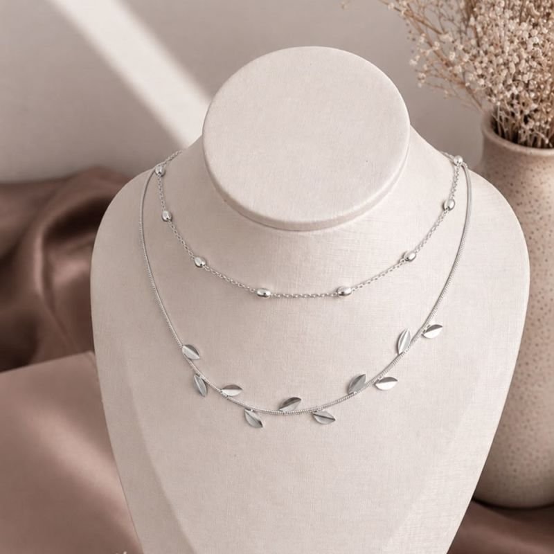 COLAR CHOKER BOLINHAS OVAIS PRATA
