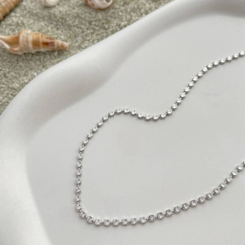 COLAR CHOKER BOLINHA CHAPADA