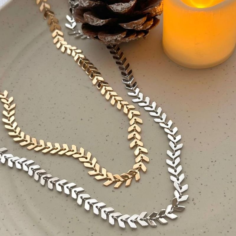 COLAR CHOKER FOLHAS