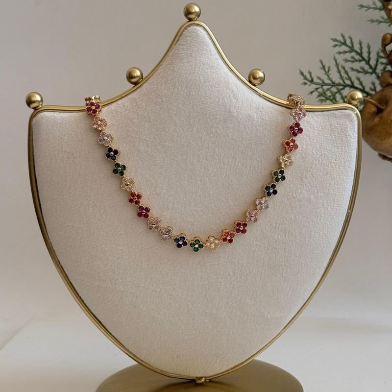 COLAR CHOKER TREVINHOS