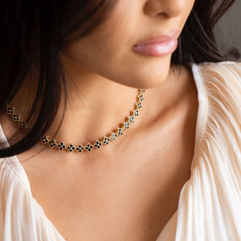 COLAR CHOKER TREVINHOS