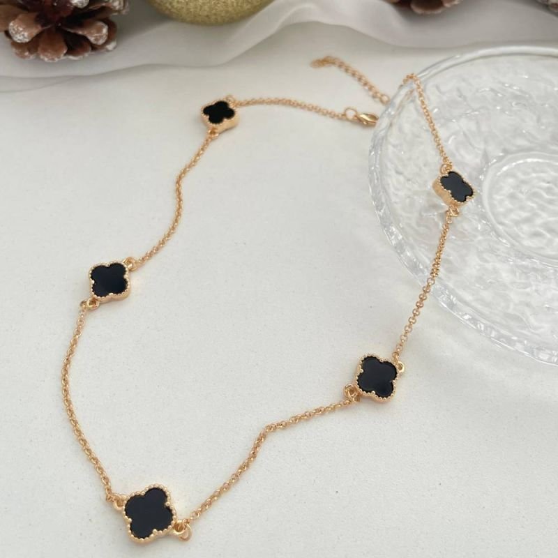 COLAR CHOKER TREVO