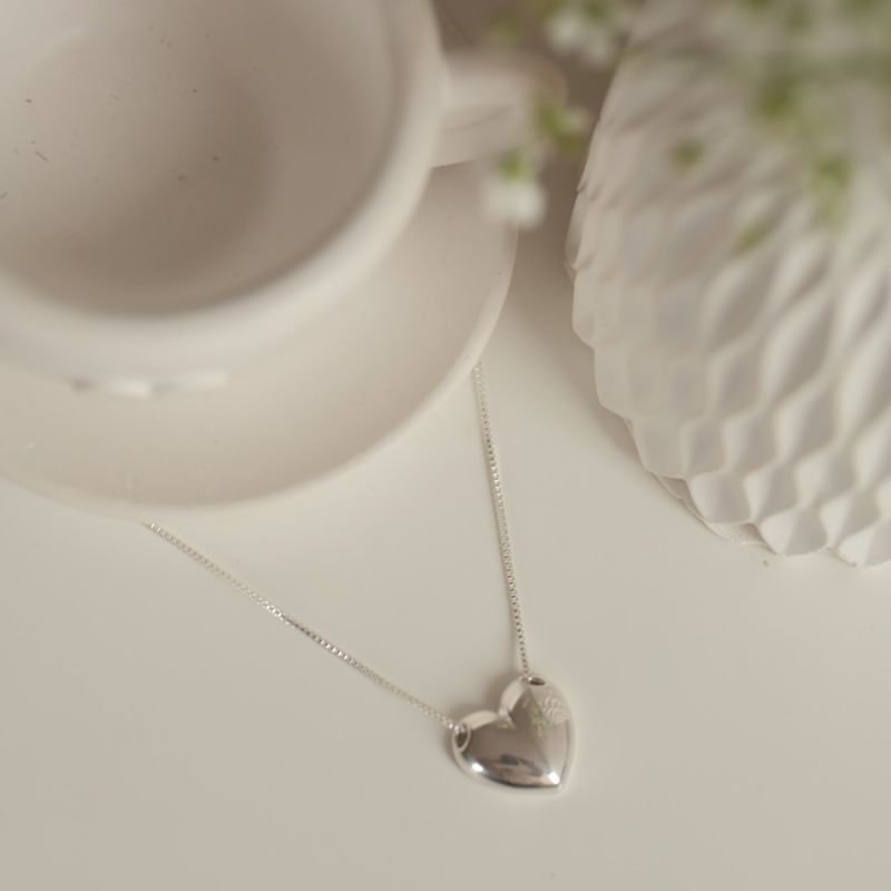 COLAR CORAÇÃO CHEIO PRATA