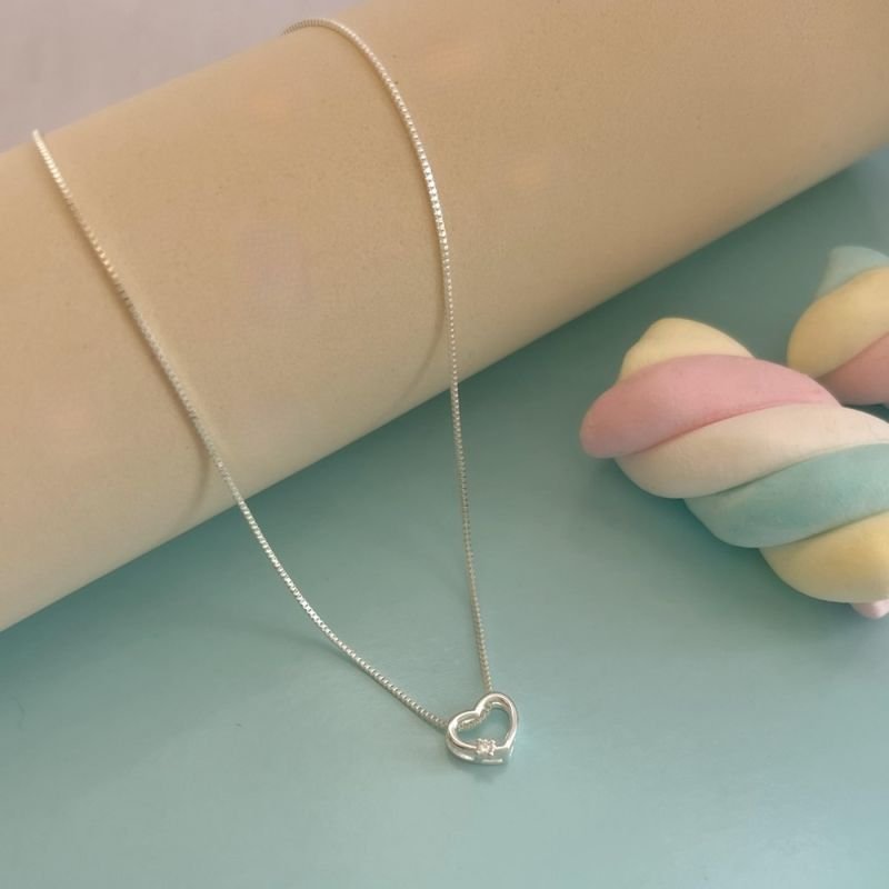 COLAR CORAÇÃO PRATA