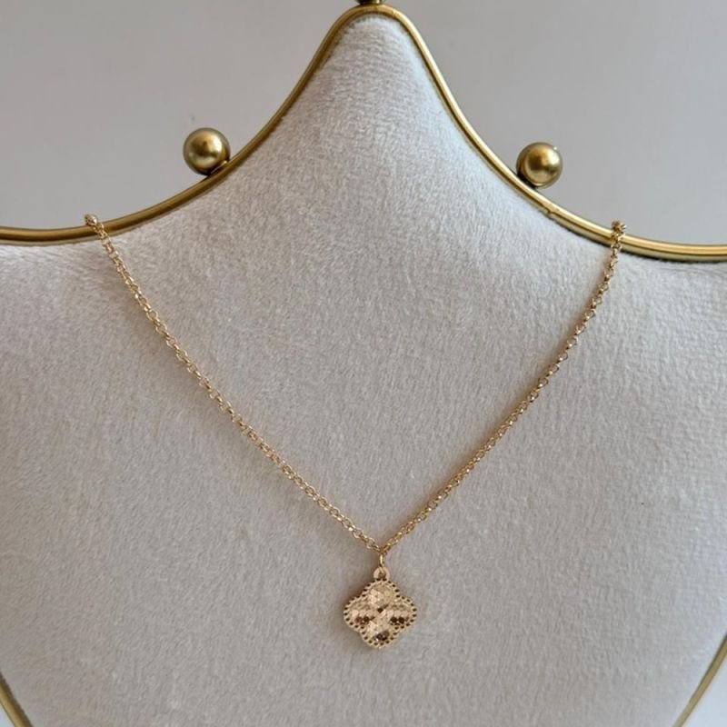 COLAR ELINHOS TREVO DIAMANTADO