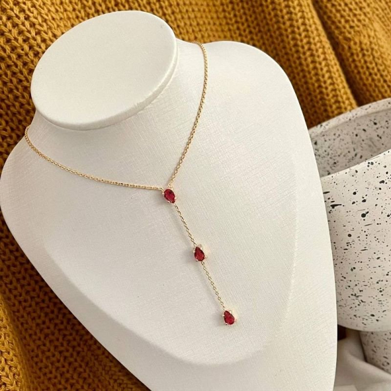 COLAR GRAVATINHA GOTA