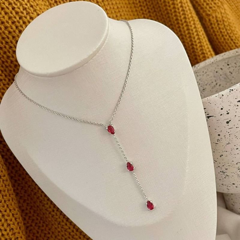 COLAR GRAVATINHA GOTA