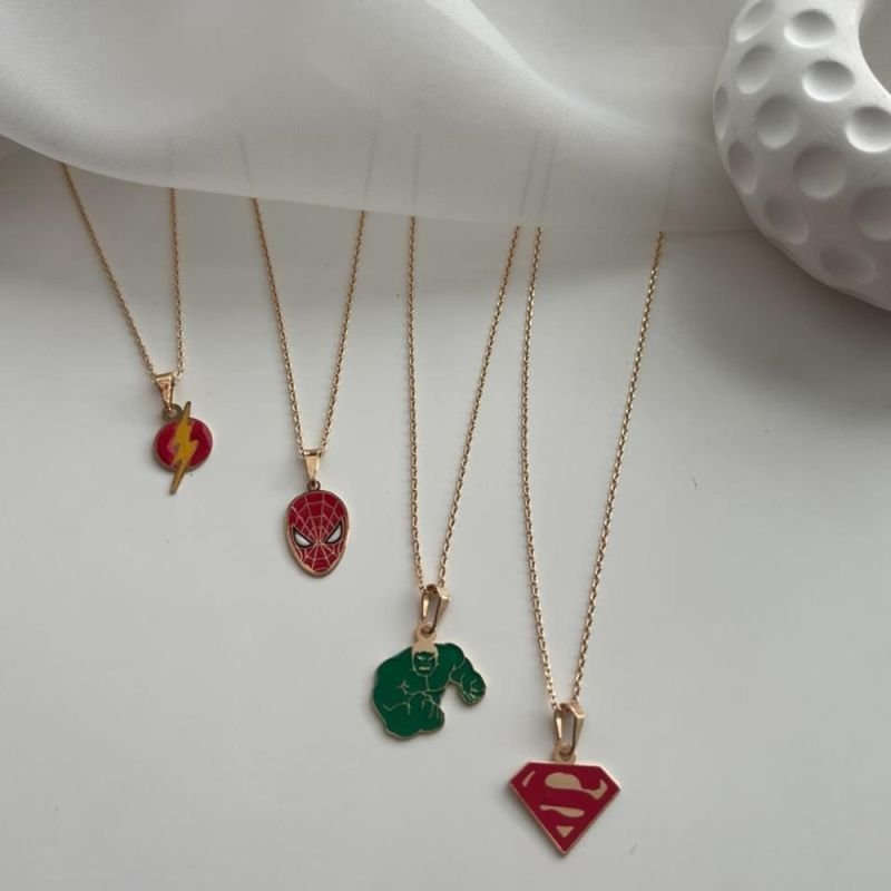 COLAR INFANTIL PERSONAGEM