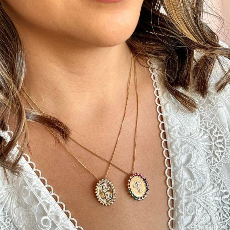 COLAR MEDALHA COLORS