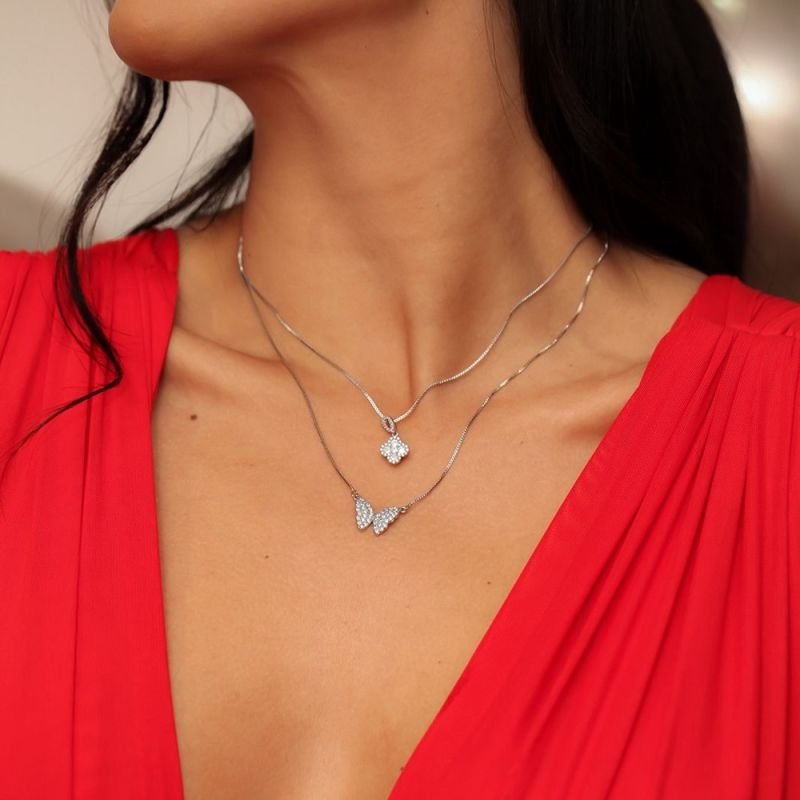 COLAR TREVO CRAVEJADO