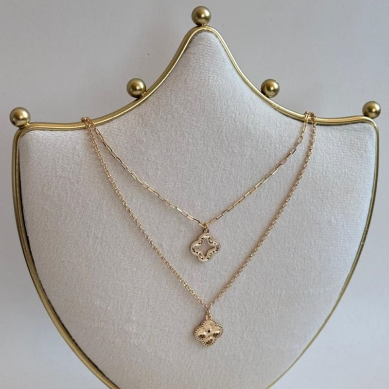 COLAR TREVO DIAMANTADO VAZADO