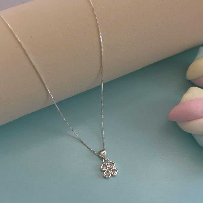 COLAR TREVO LUZ PRATA