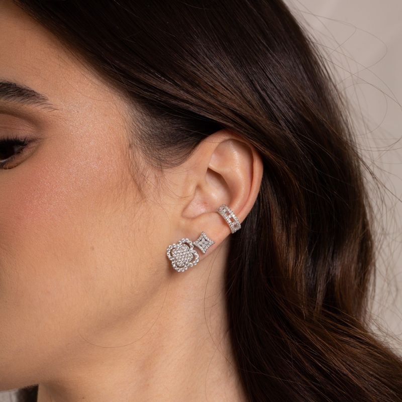 PIERCING QUADRADINHOS