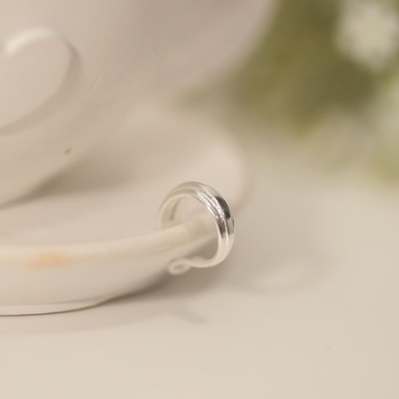 PIERCING TRINITY PRATA