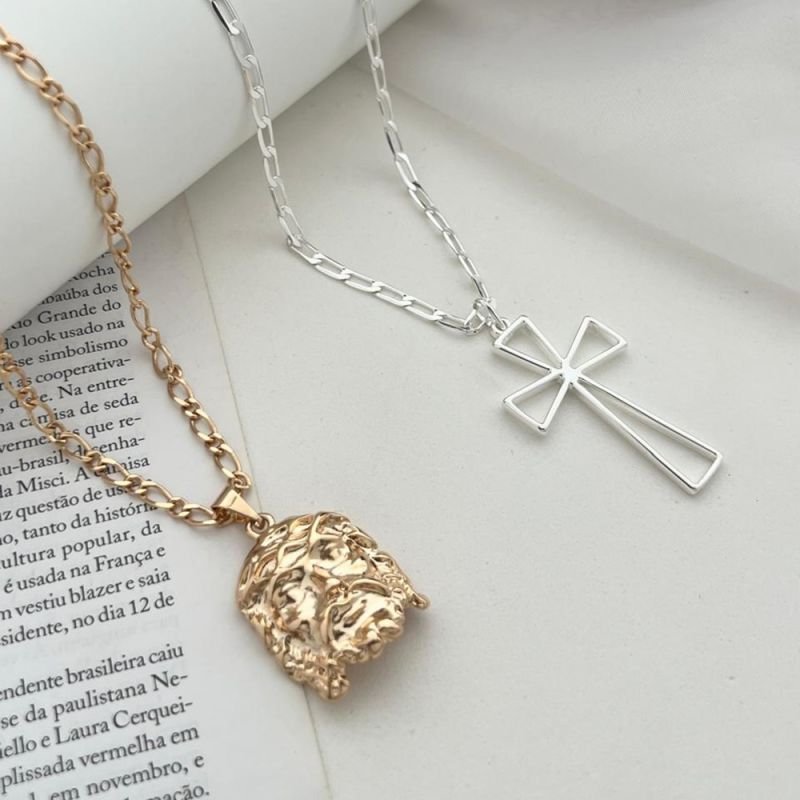 PINGENTE FACE DE JESUS