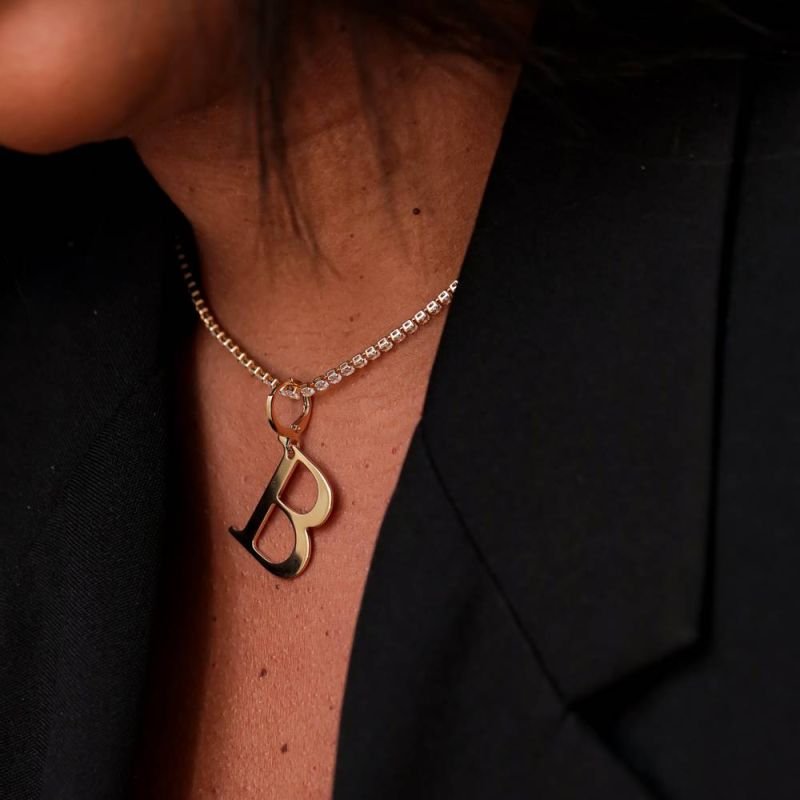 PINGENTE LETRA COM ARGOLA