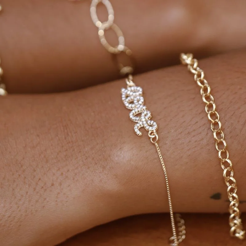 PULSEIRA LOVE CRAVEJADA