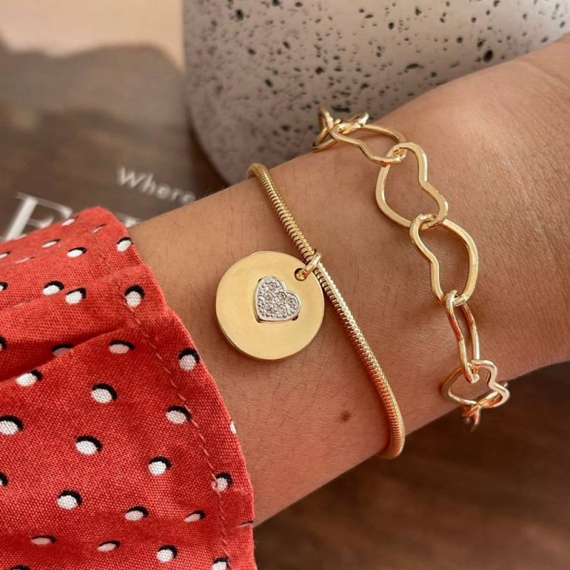 PULSEIRA PINGENTE REDONDO COM CORAÇÃO