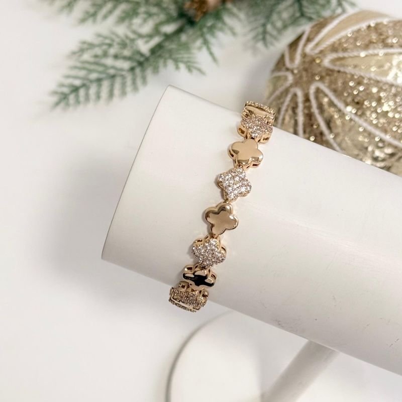 PULSEIRA TREVOS CRAVEJADO/LISO